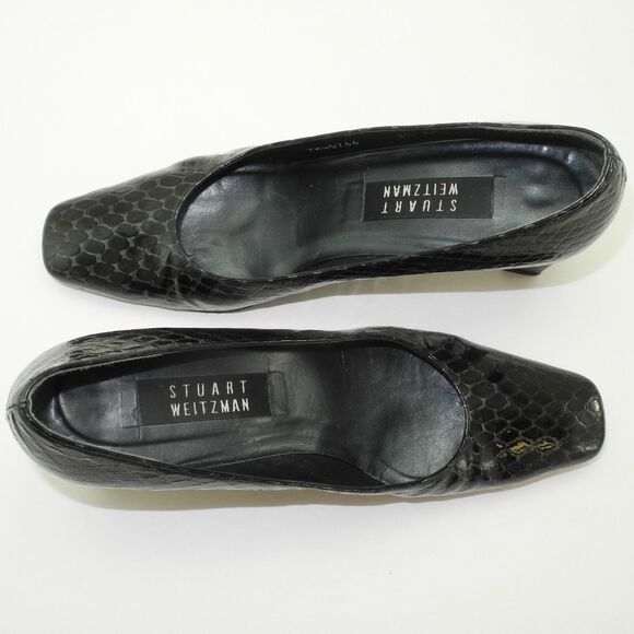 Stuart Weitzman Black Embossed Reptile Patent Leather Pumps-Women's 8.5 Narrow - Picture 6 of 7